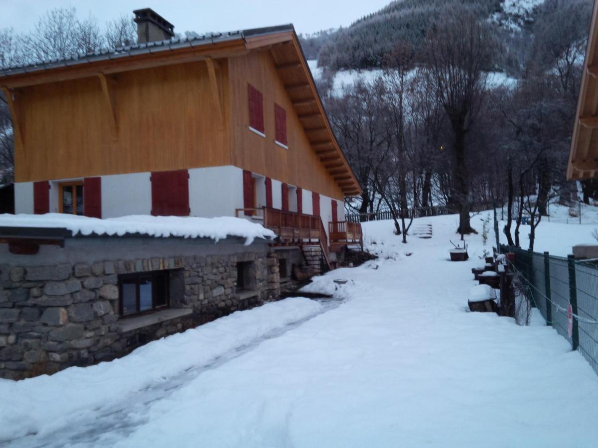 ואלואר Appartement En Duplex Dans Un Chalet Typique מראה חיצוני תמונה